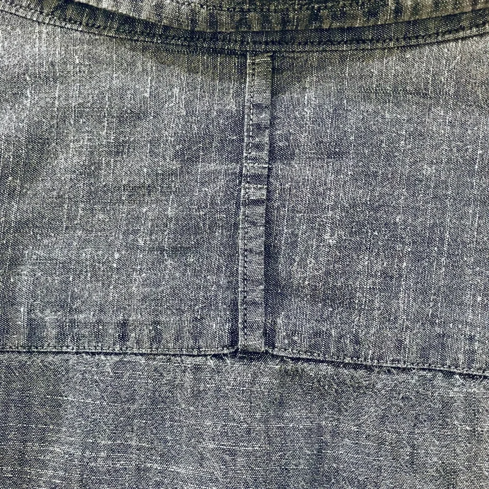 Banana Republic gray linen cotton men’s button down shirt L